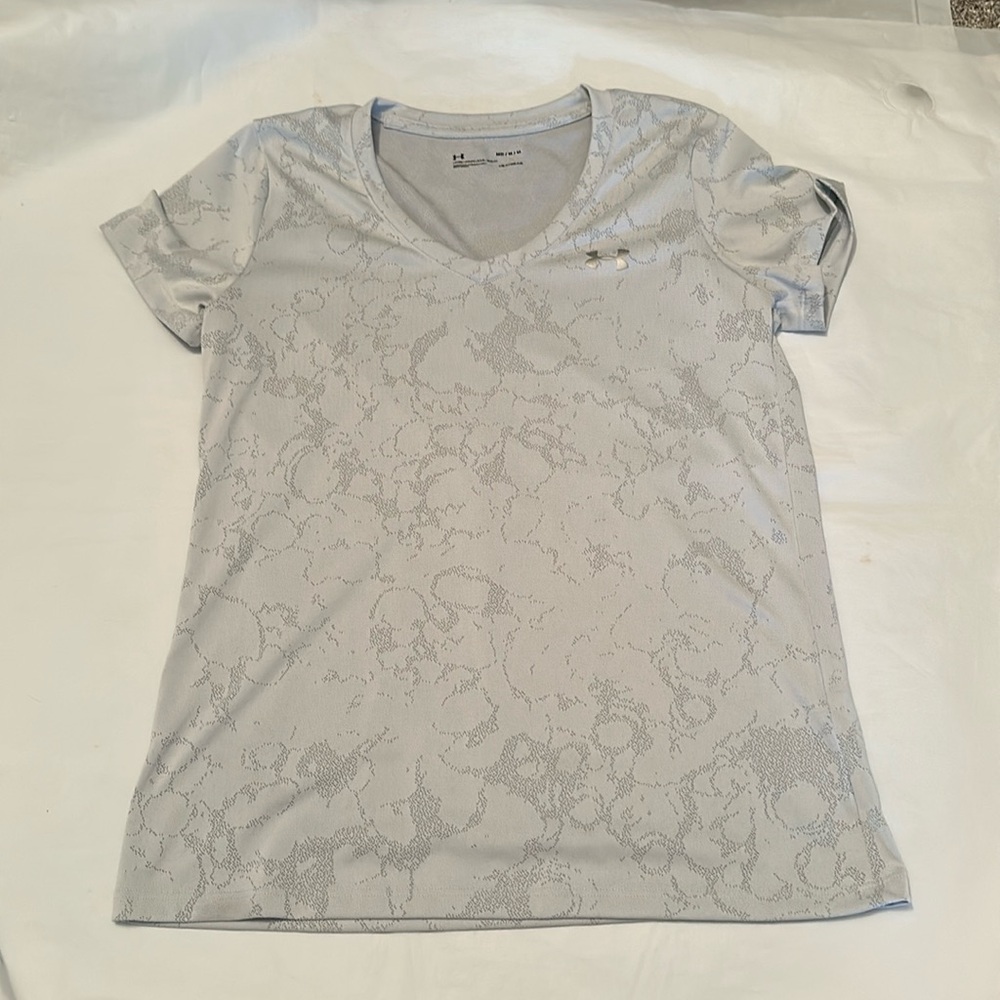 Under Armor Women’s HeatGear Short Sleeve Shirt Size Medium